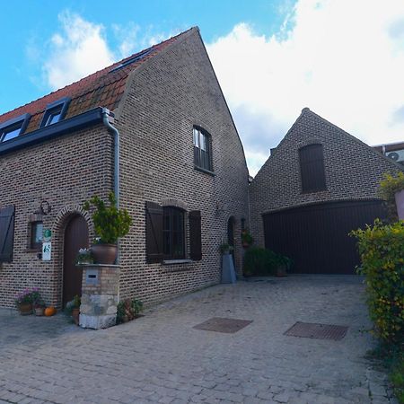 Au Detour Du Trieu Villa Estaimbourg Екстериор снимка