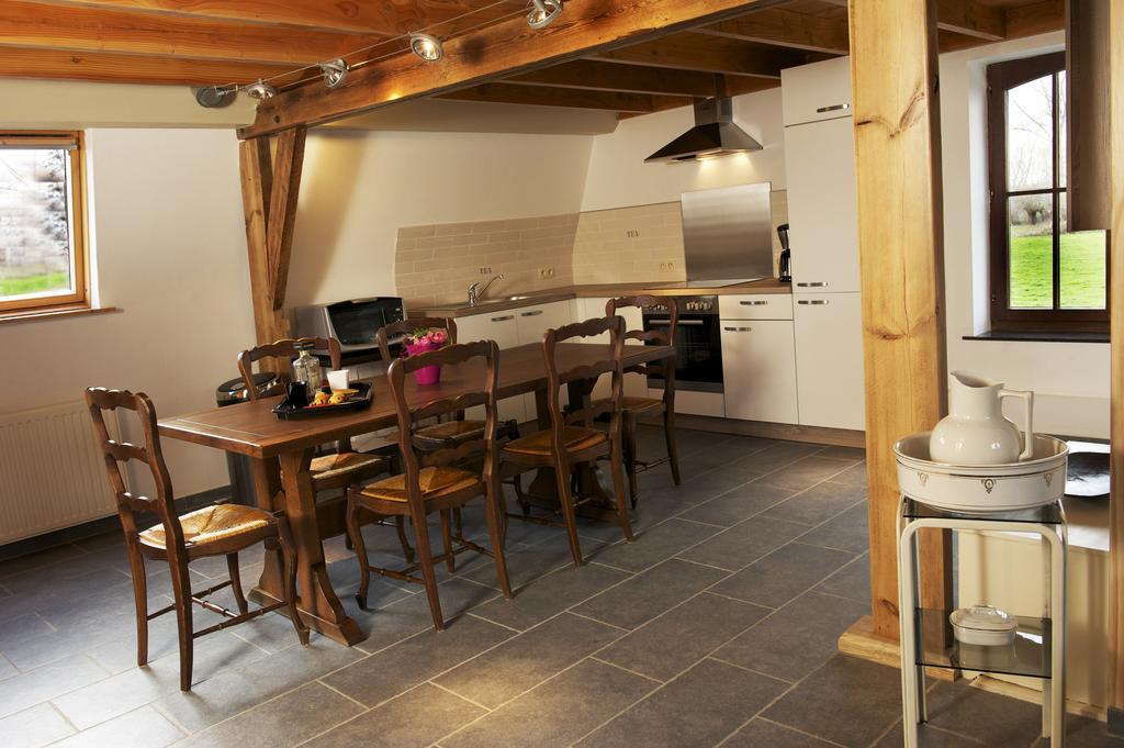 Au Detour Du Trieu Villa Estaimbourg Стая снимка